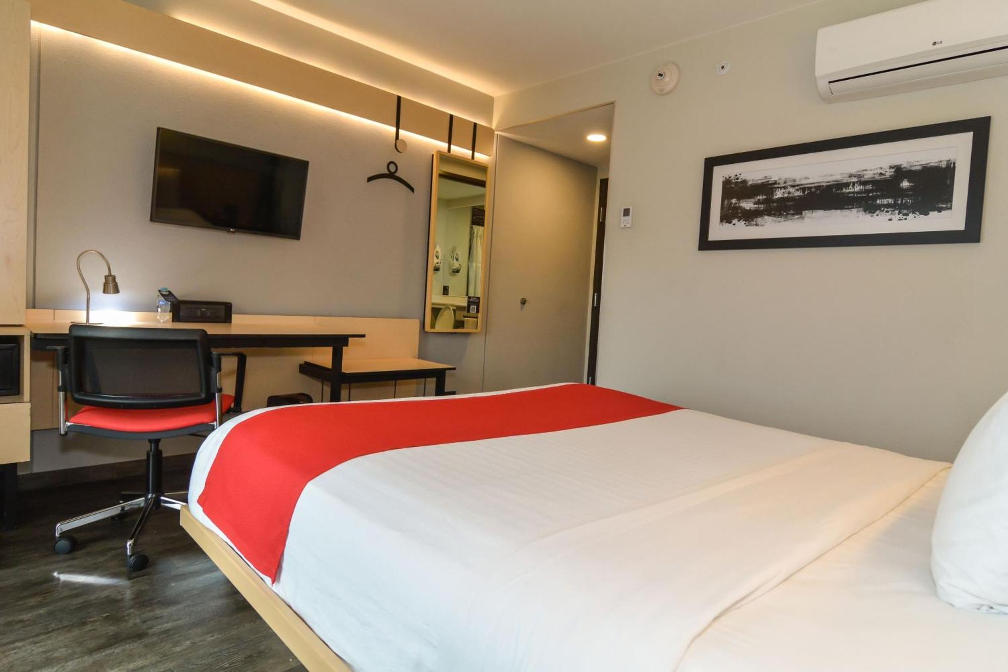 City Express Plus By Marriott Medellin Colombia Buitenkant foto