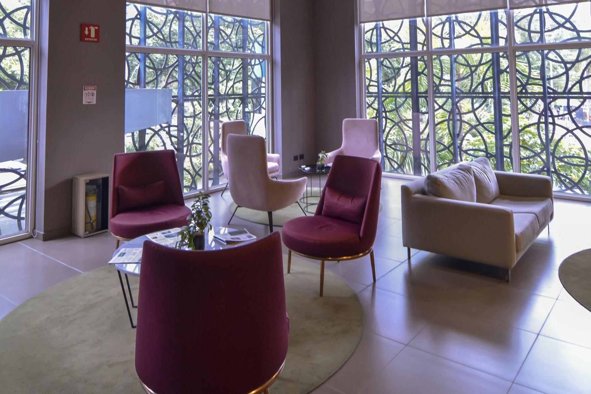 City Express Plus By Marriott Medellin Colombia Buitenkant foto