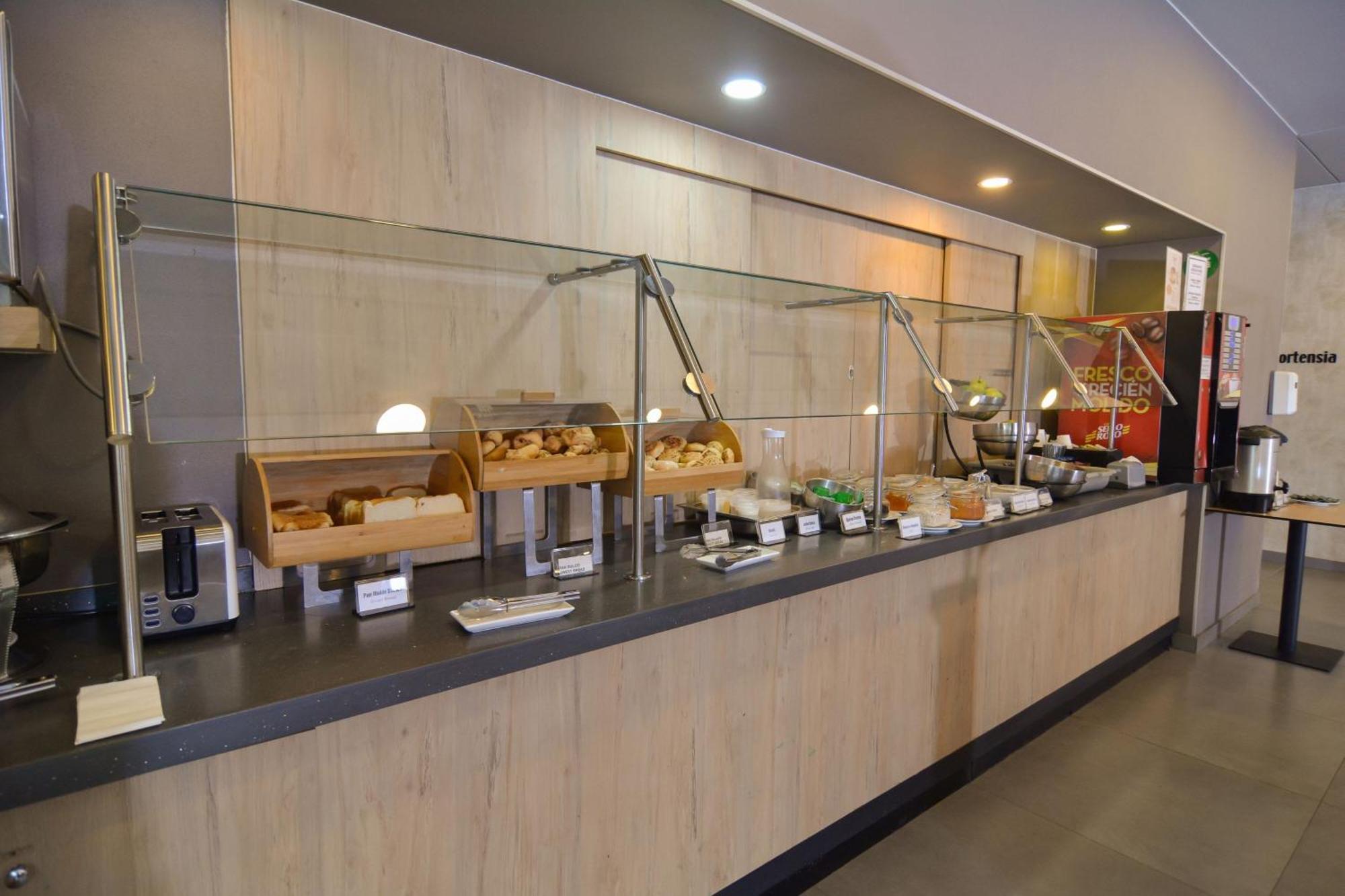 City Express Plus By Marriott Medellin Colombia Buitenkant foto