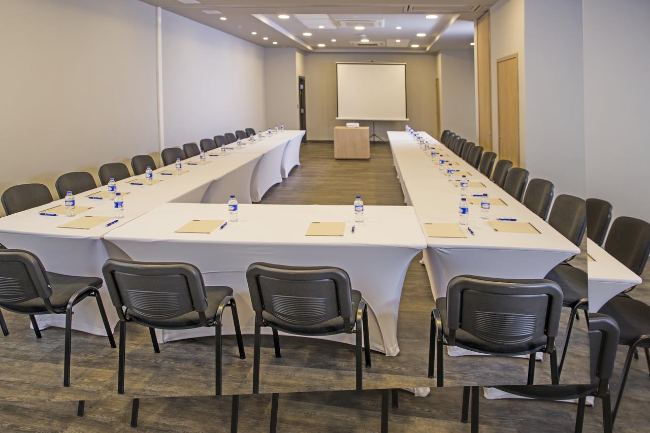 City Express Plus By Marriott Medellin Colombia Kamer foto